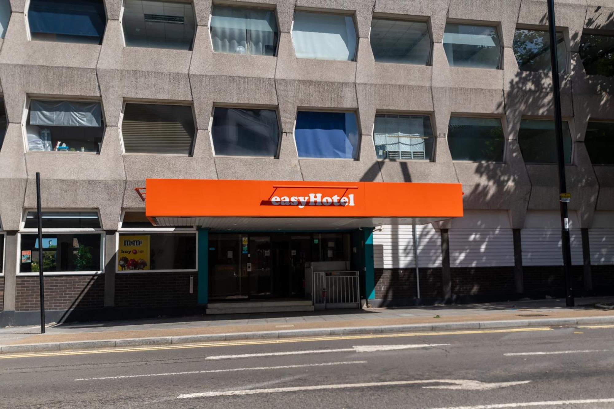 Easyhotel Croydon Exterior foto